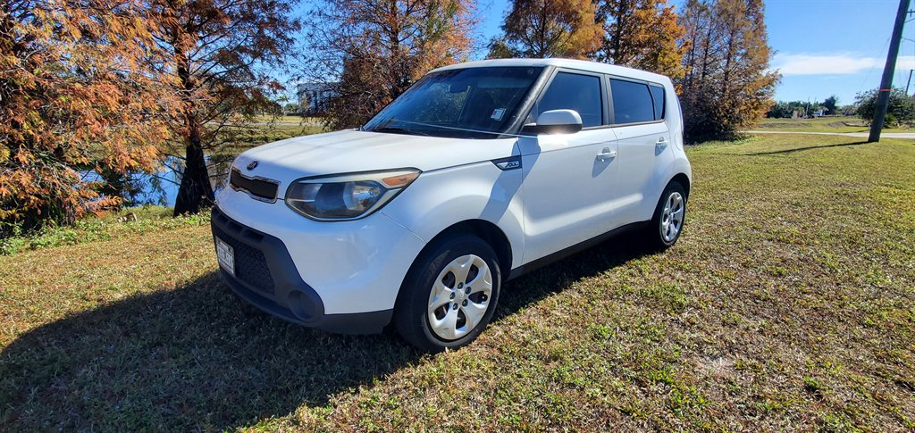 2015 Kia Soul Base's photo